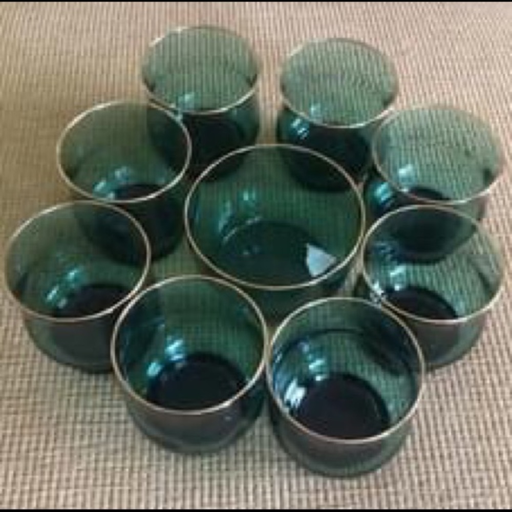 8 VintageGold Rim Glasses and Sugar Bowl.